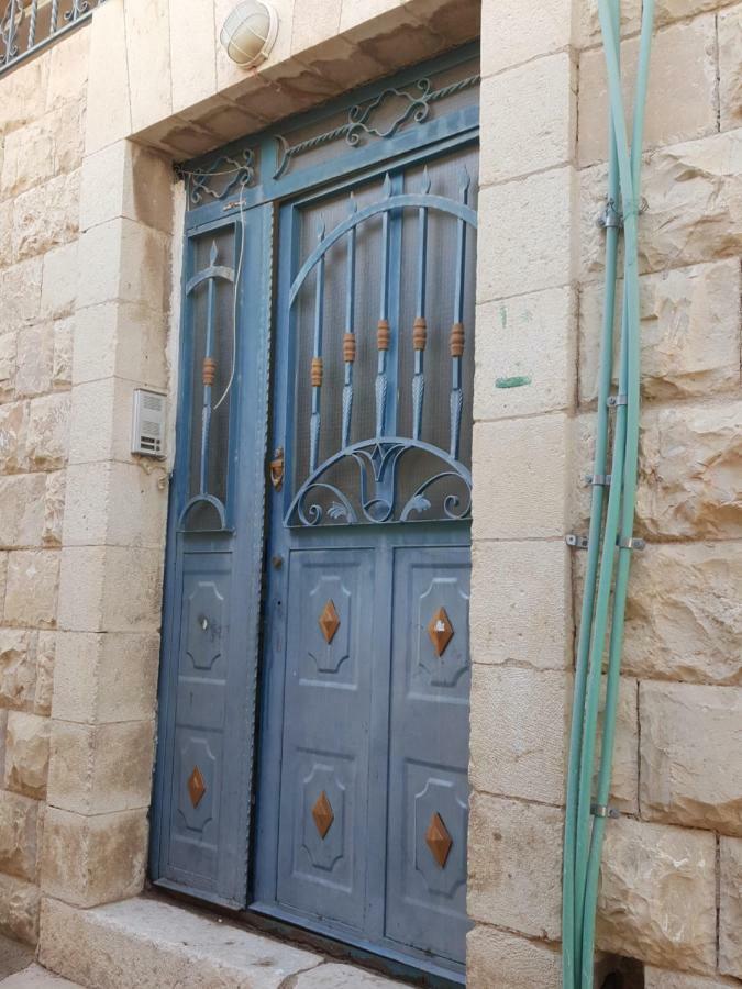 Castle House Apartment Karak Exterior photo
